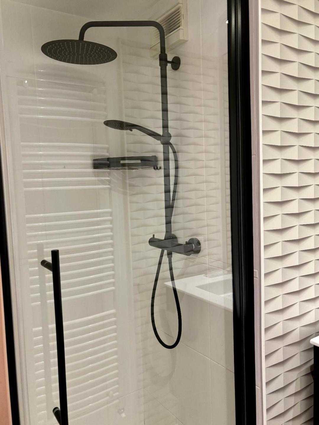 Top !!! 3 Chambres, Climatisation, Terrasse Villeurbanne Exterior foto